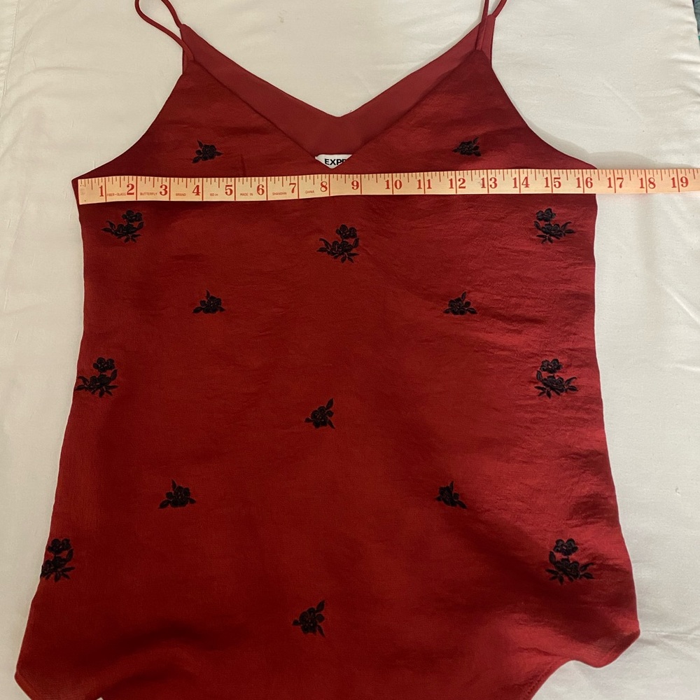 Express Red Embroidered Down Town Cami Size XS. - Picture 5 of 8